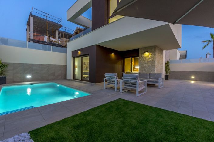 Image No.36-3 Bed Villa for sale