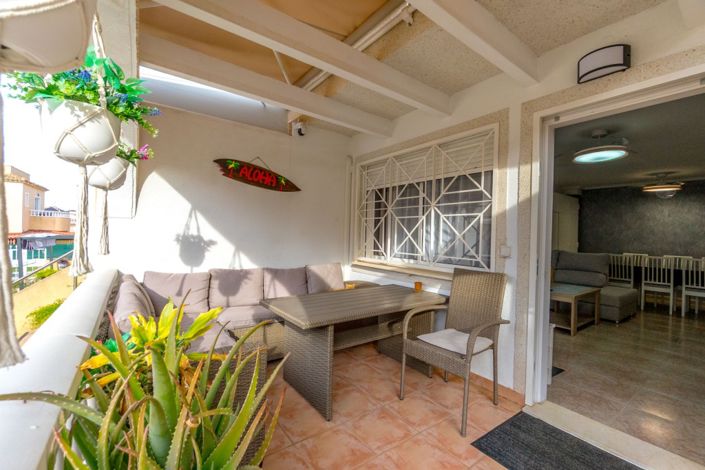 Image No.22-4 Bed Semi-Detached for sale