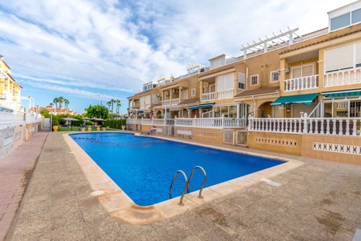 Image No.31-4 Bed Semi-Detached for sale