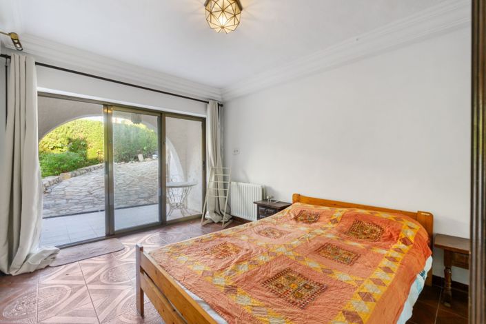 Image No.16-6 Bed Villa for sale