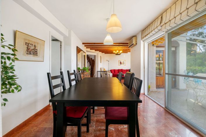 Image No.3-6 Bed Villa for sale