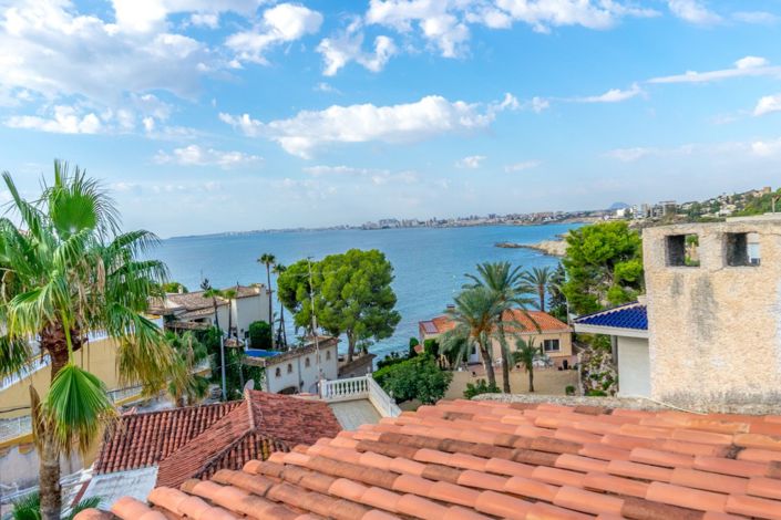 Image No.30-6 Bed Villa for sale