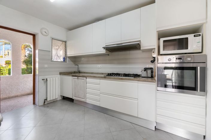 Image No.7-6 Bed Villa for sale