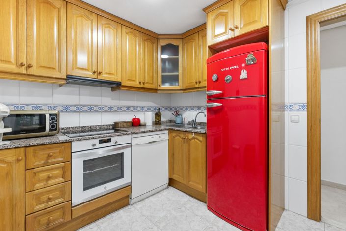 Image No.9-3 Bed Apartment for sale