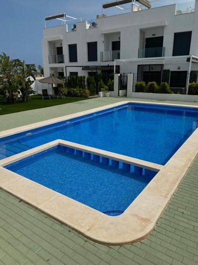 Image No.18-2 Bed Property for sale