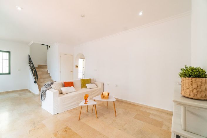 Image No.13-3 Bed Villa for sale