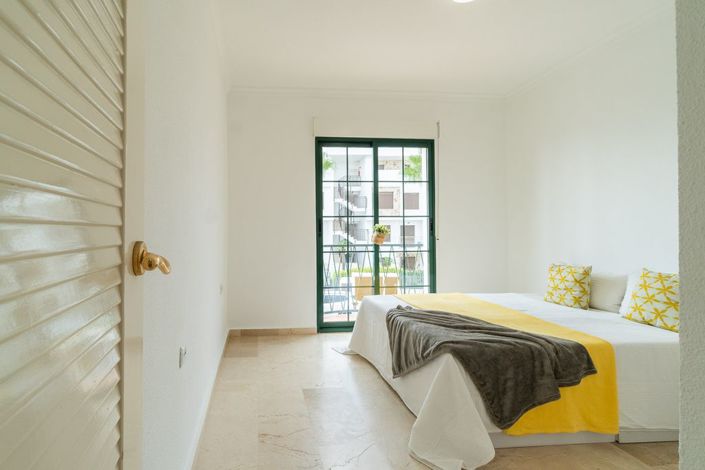 Image No.29-3 Bed Villa for sale