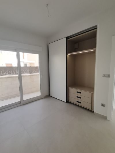 Image No.19-3 Bed Villa for sale