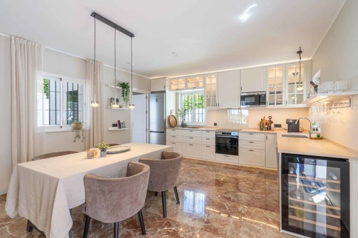 Image No.42-3 Bed Villa for sale