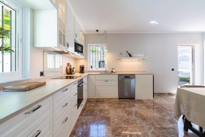 Image No.49-3 Bed Villa for sale