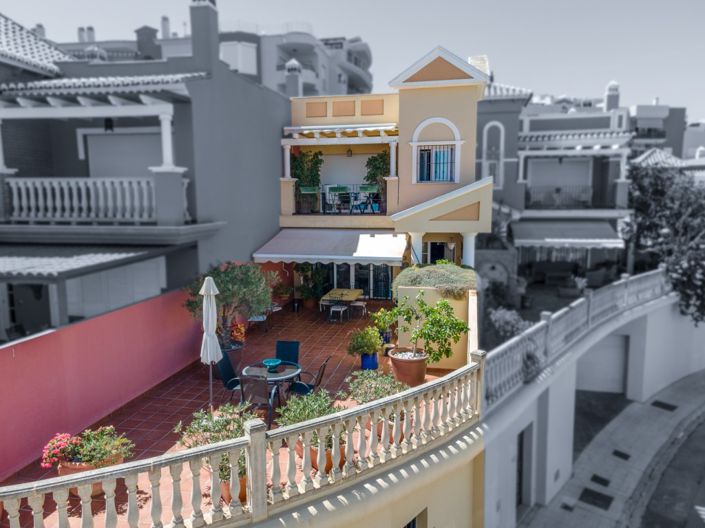 Image No.2-3 Bed Townhouse for sale