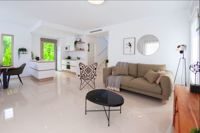 Image No.3-3 Bed Villa for sale