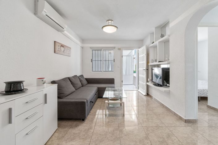 Image No.6-2 Bed Townhouse for sale