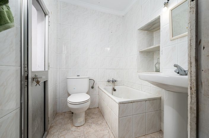 Image No.10-3 Bed Townhouse for sale