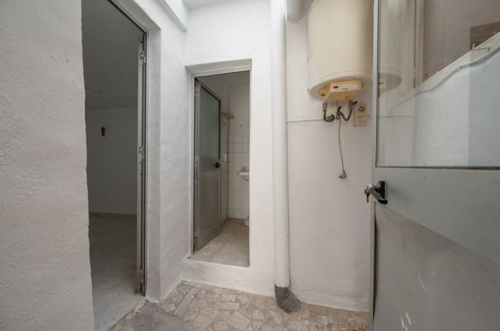 Image No.15-3 Bed Townhouse for sale