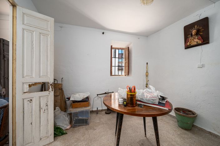 Image No.16-3 Bed Townhouse for sale