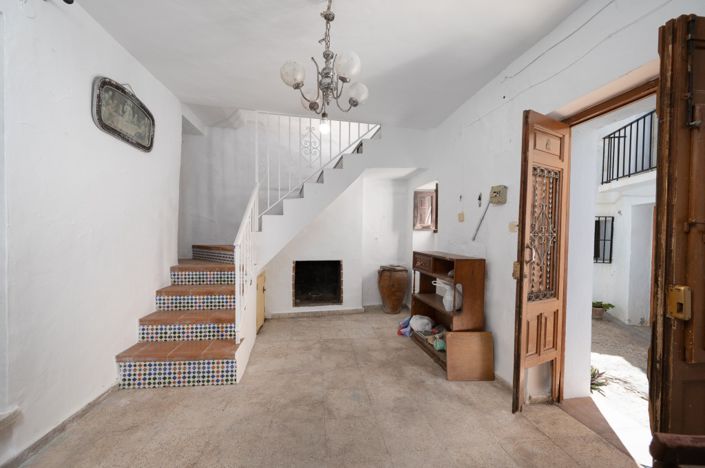 Image No.5-3 Bed Townhouse for sale