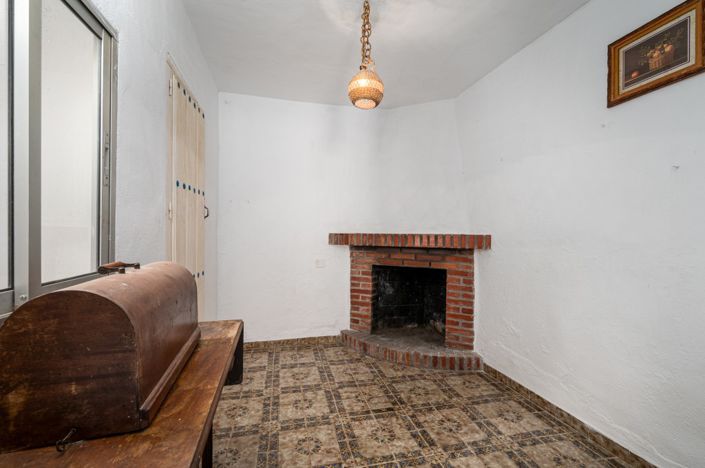 Image No.6-3 Bed Townhouse for sale