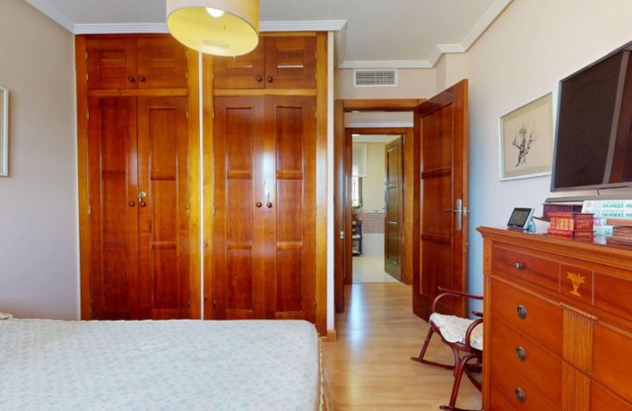 Image No.35-5 Bed Villa for sale