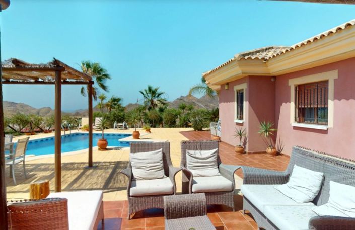 Image No.4-5 Bed Villa for sale