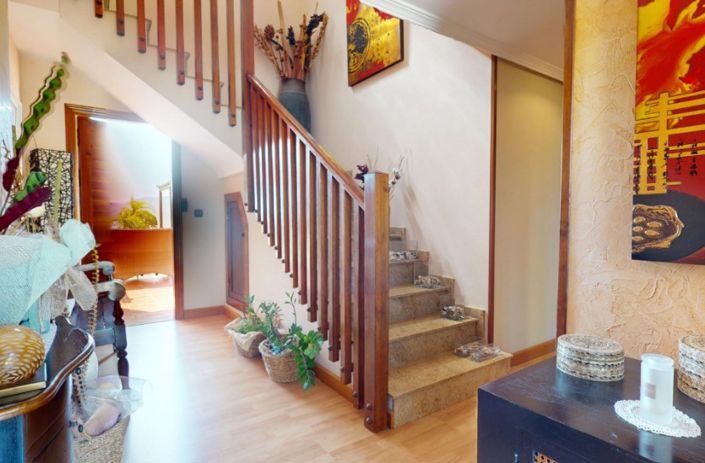 Image No.9-5 Bed Villa for sale