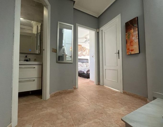 Image No.12-4 Bed Villa for sale