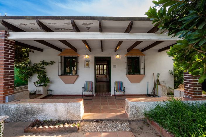 Image No.2-Villa for sale