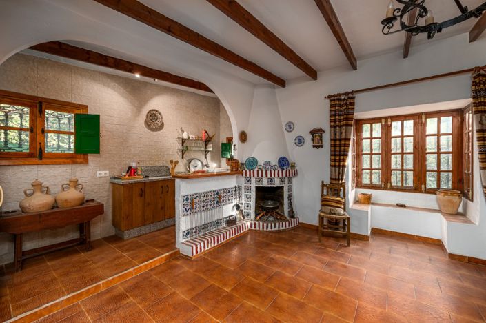 Image No.7-Villa for sale