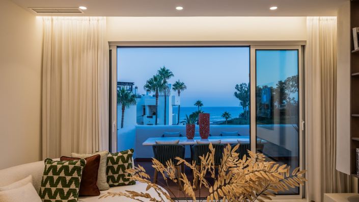 Image No.40-3 Bed Property for sale