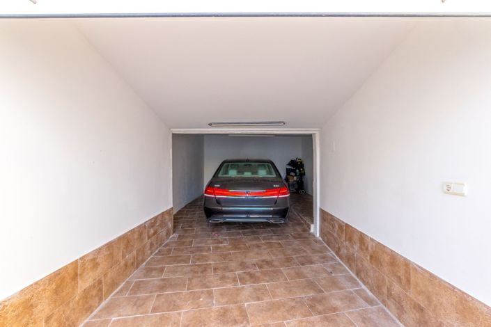 Image No.30-5 Bed Villa for sale