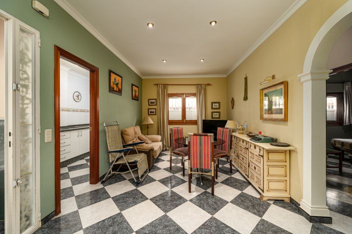 Image No.6-2 Bed Property for sale