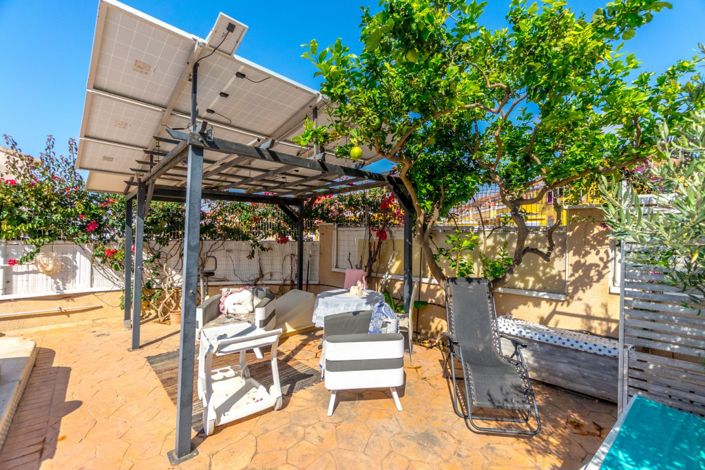 Image No.3-3 Bed Villa for sale