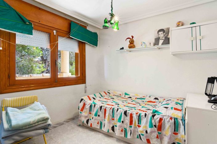 Image No.18-8 Bed Villa for sale