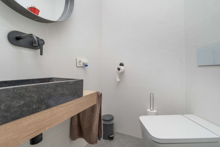 Image No.17-2 Bed Apartment for sale