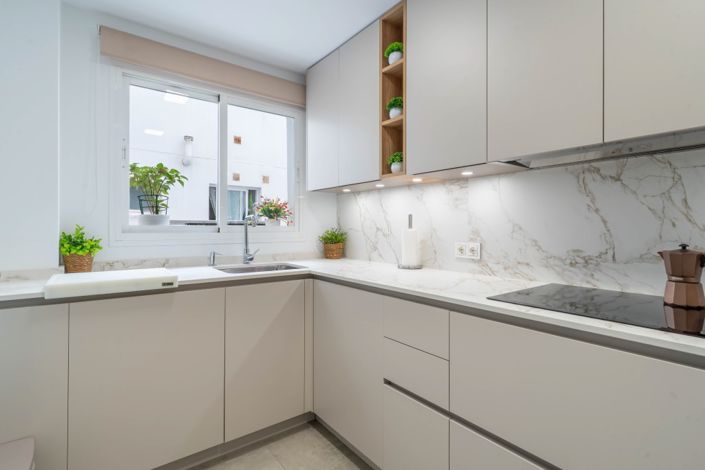 Image No.8-2 Bed Apartment for sale