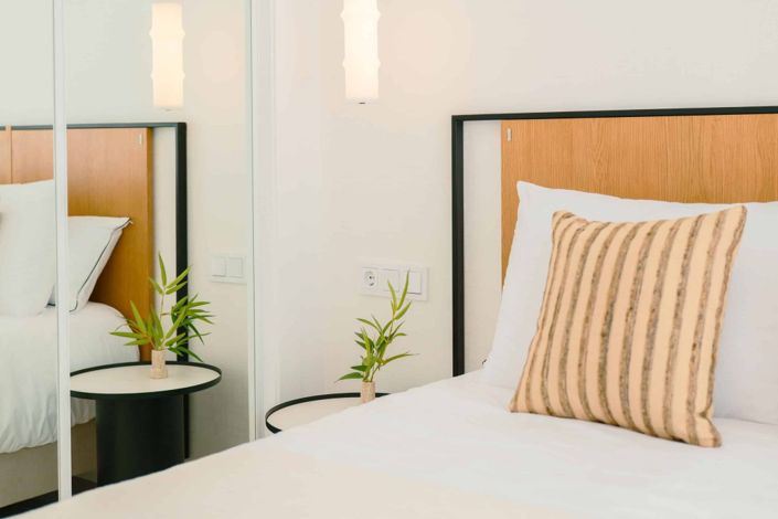 Image No.23-2 Bed Property for sale