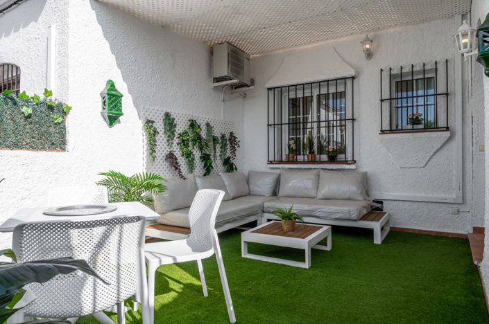 Image No.2-3 Bed Townhouse for sale