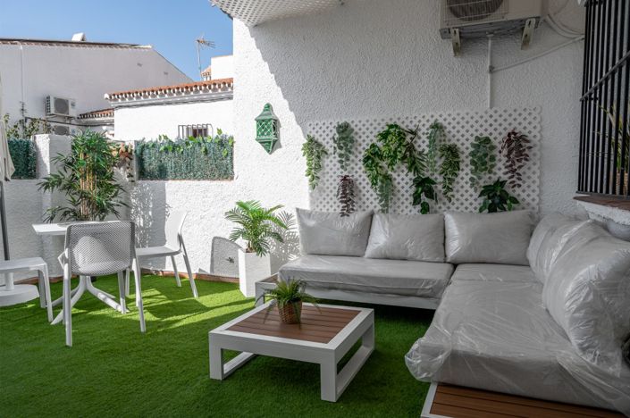 Image No.20-3 Bed Townhouse for sale