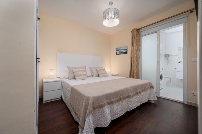 Image No.6-3 Bed Townhouse for sale