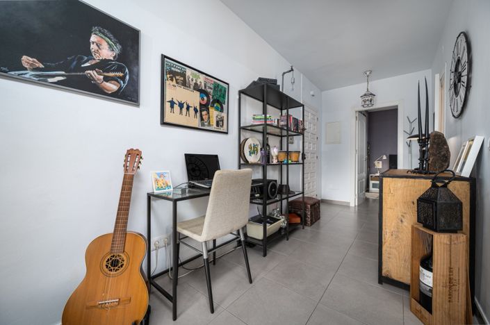 Image No.12-2 Bed Apartment for sale