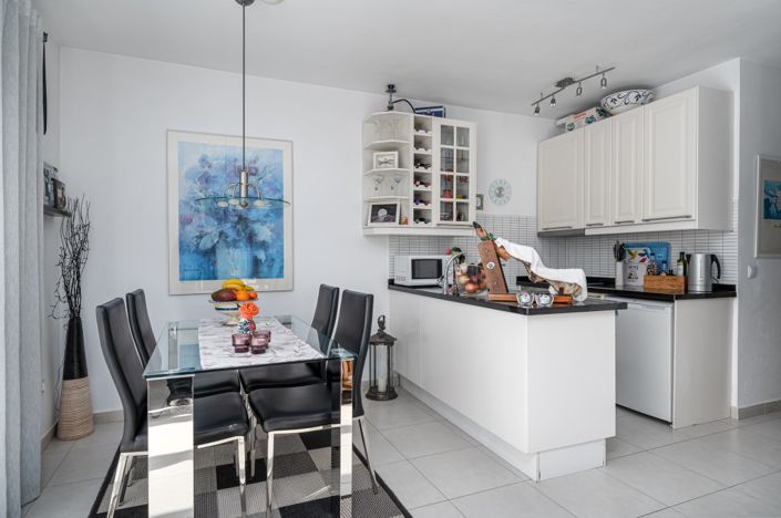 Image No.16-2 Bed Apartment for sale