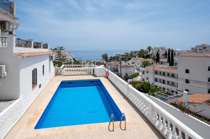 Image No.19-4 Bed Apartment for sale