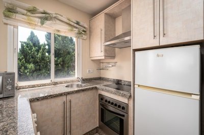 bzpaap113172812801024v09ff5