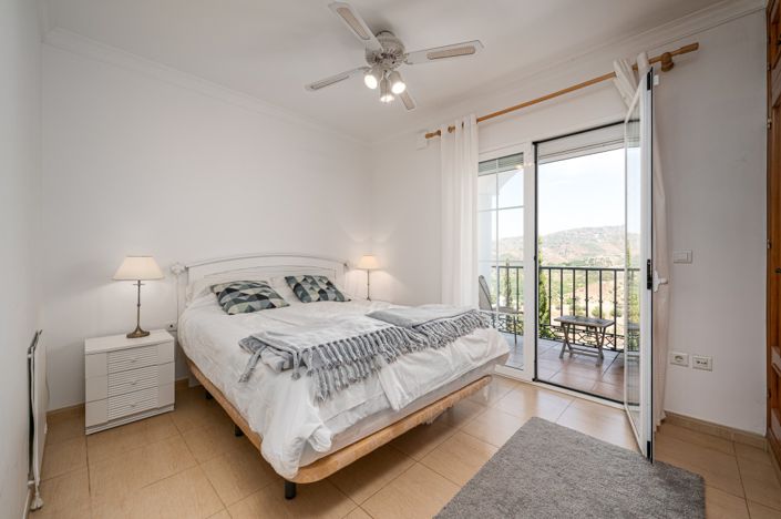 Image No.17-4 Bed Villa for sale