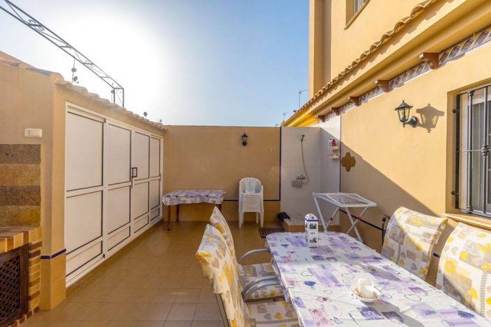 Image No.20-3 Bed Villa for sale