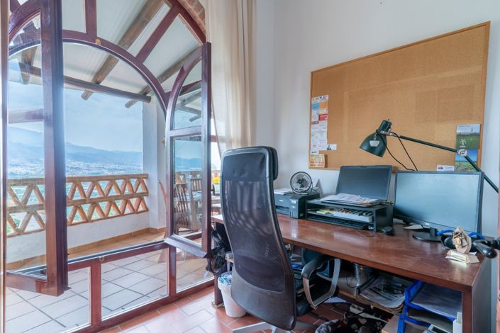 Image No.19-4 Bed Villa for sale