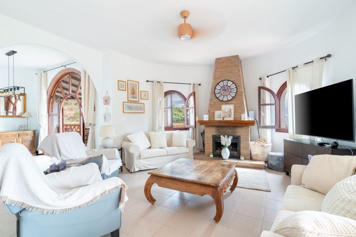 Image No.6-4 Bed Villa for sale