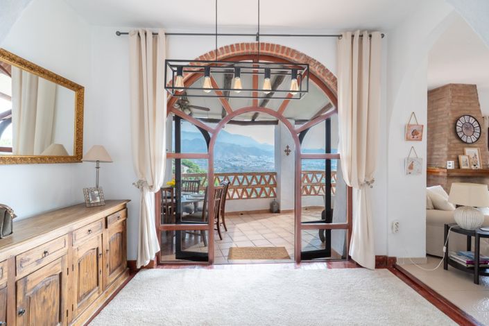 Image No.7-4 Bed Villa for sale