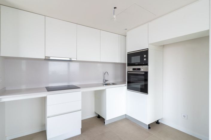 Image No.7-2 Bed Property for sale