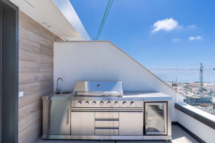 Image No.14-3 Bed Property for sale